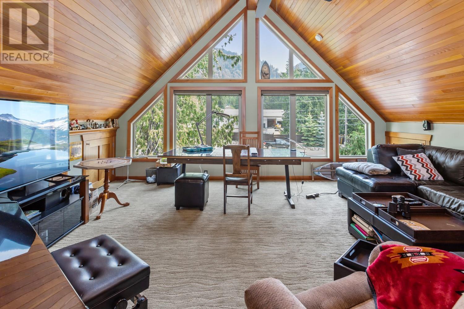 13516 Lakeshore Drive, Boswell, British Columbia V0B 1A0 - Photo 7 - 10337436