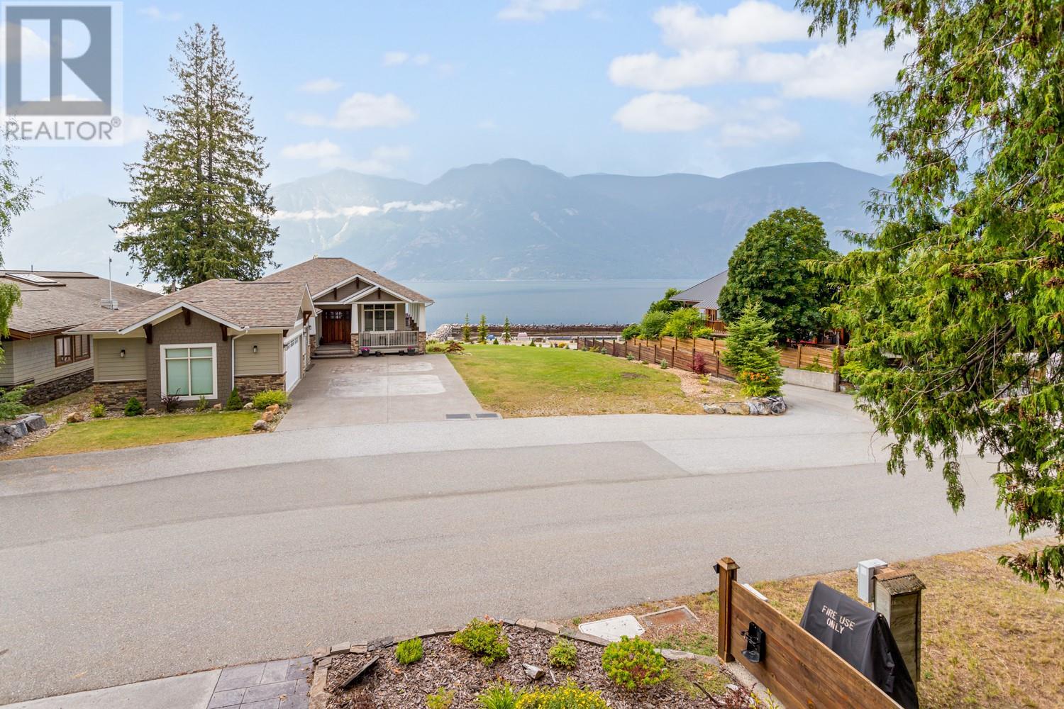13516 Lakeshore Drive, Boswell, British Columbia V0B 1A0 - Photo 22 - 10337436