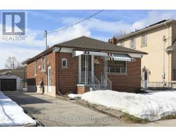 UPPER - 100 NORTH CARSON STREET, Toronto, Ontario