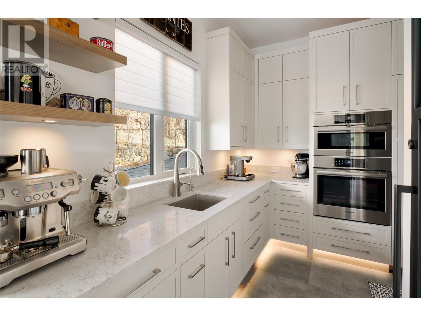 Property at 142 Red Sky Court image 4