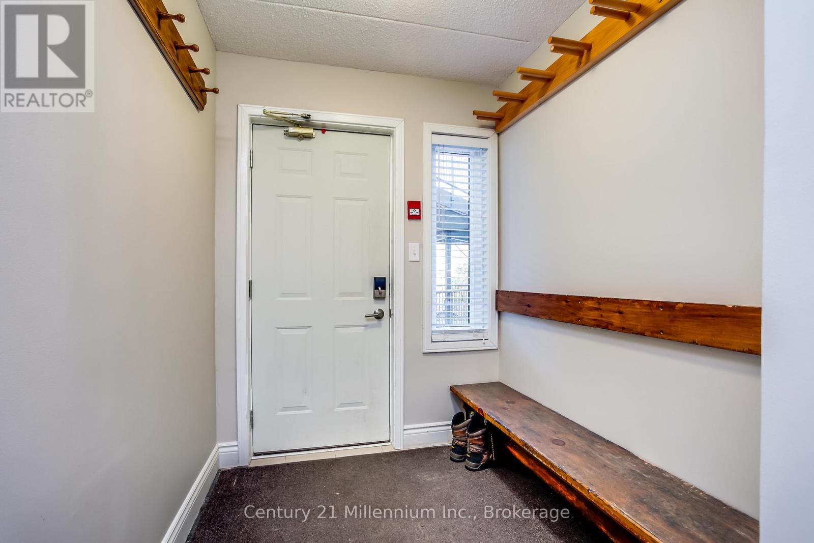 212 - 107 Ann Heggtveit Drive, Blue Mountains, Ontario  L9Y 0P7 - Photo 24 - X12002088