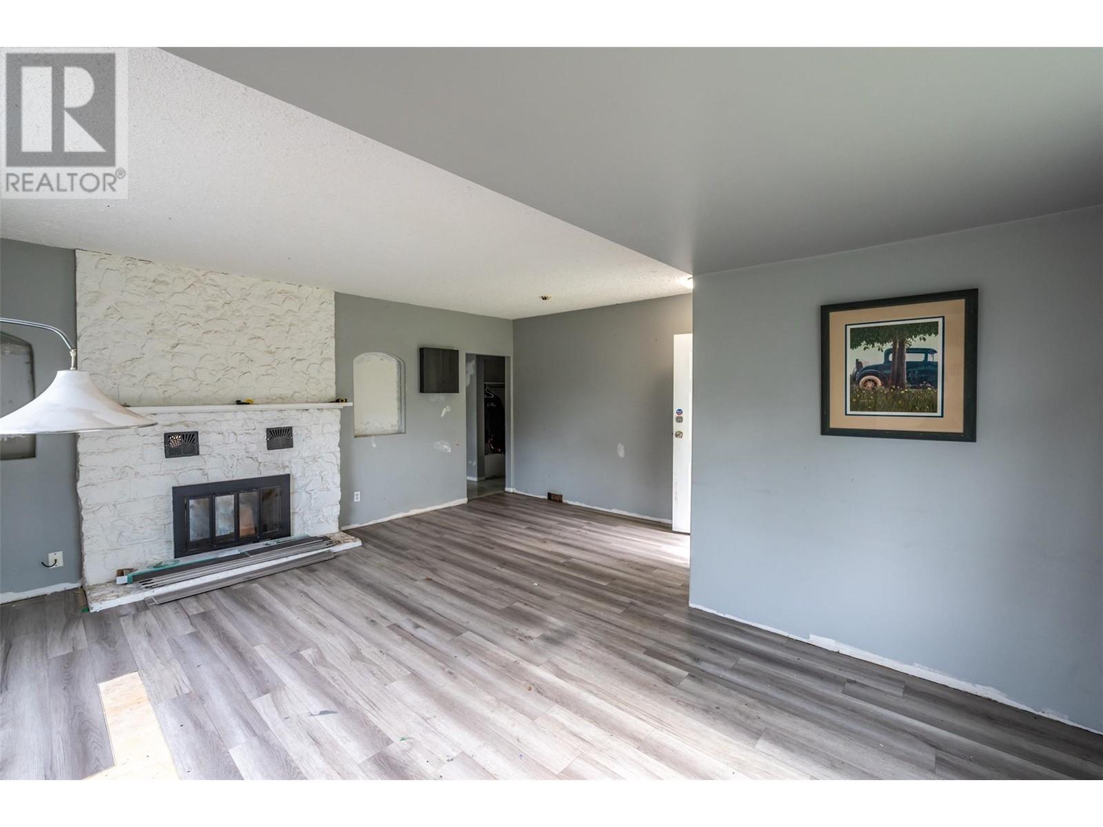 Property at 8046 RIVER Road image 3