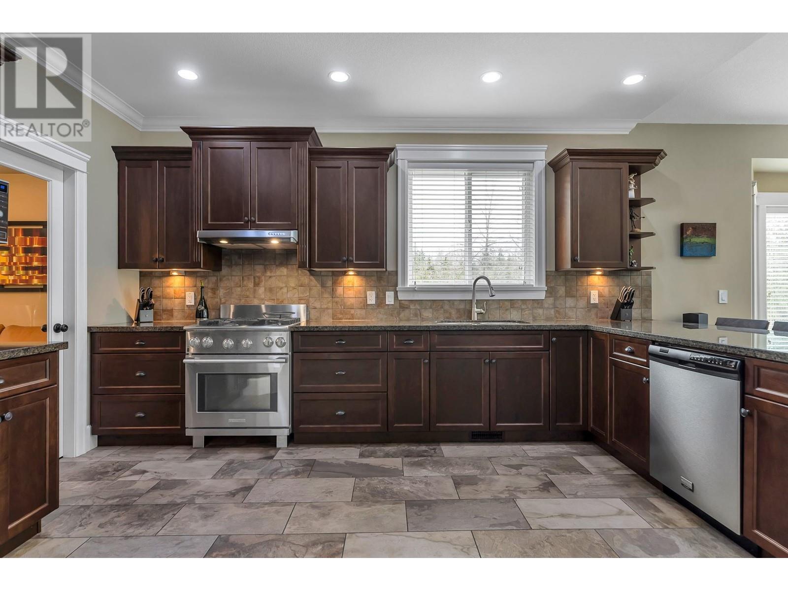 14 13210 Shoesmith Crescent, Maple Ridge, British Columbia  V4R 0C1 - Photo 3 - R2971951