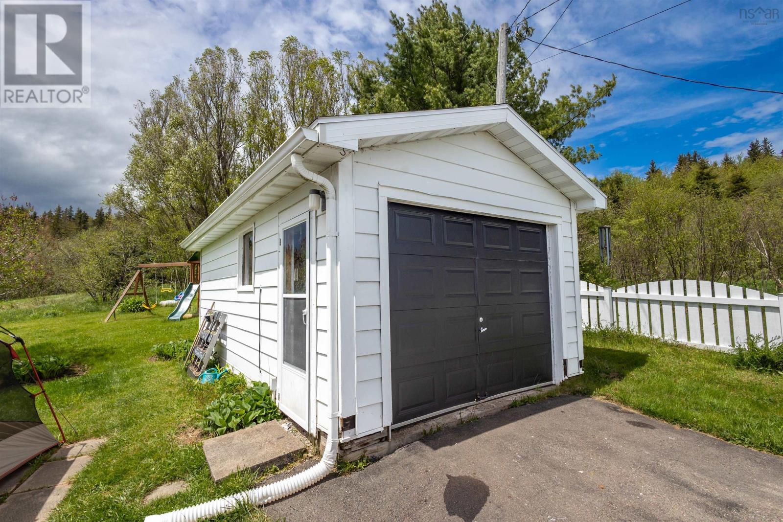 49742 Cabot Trail, Goose Cove, Nova Scotia  B0E 1B0 - Photo 30 - 202504179