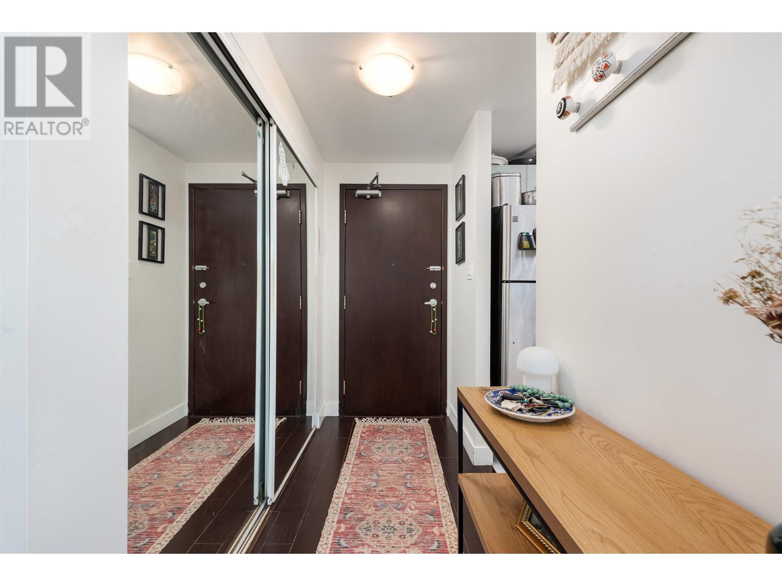 Listing Picture 18 of 32 : 704 588 BROUGHTON STREET, Vancouver / 溫哥華 - 魯藝地產 Yvonne Lu Group - MLS Medallion Club Member