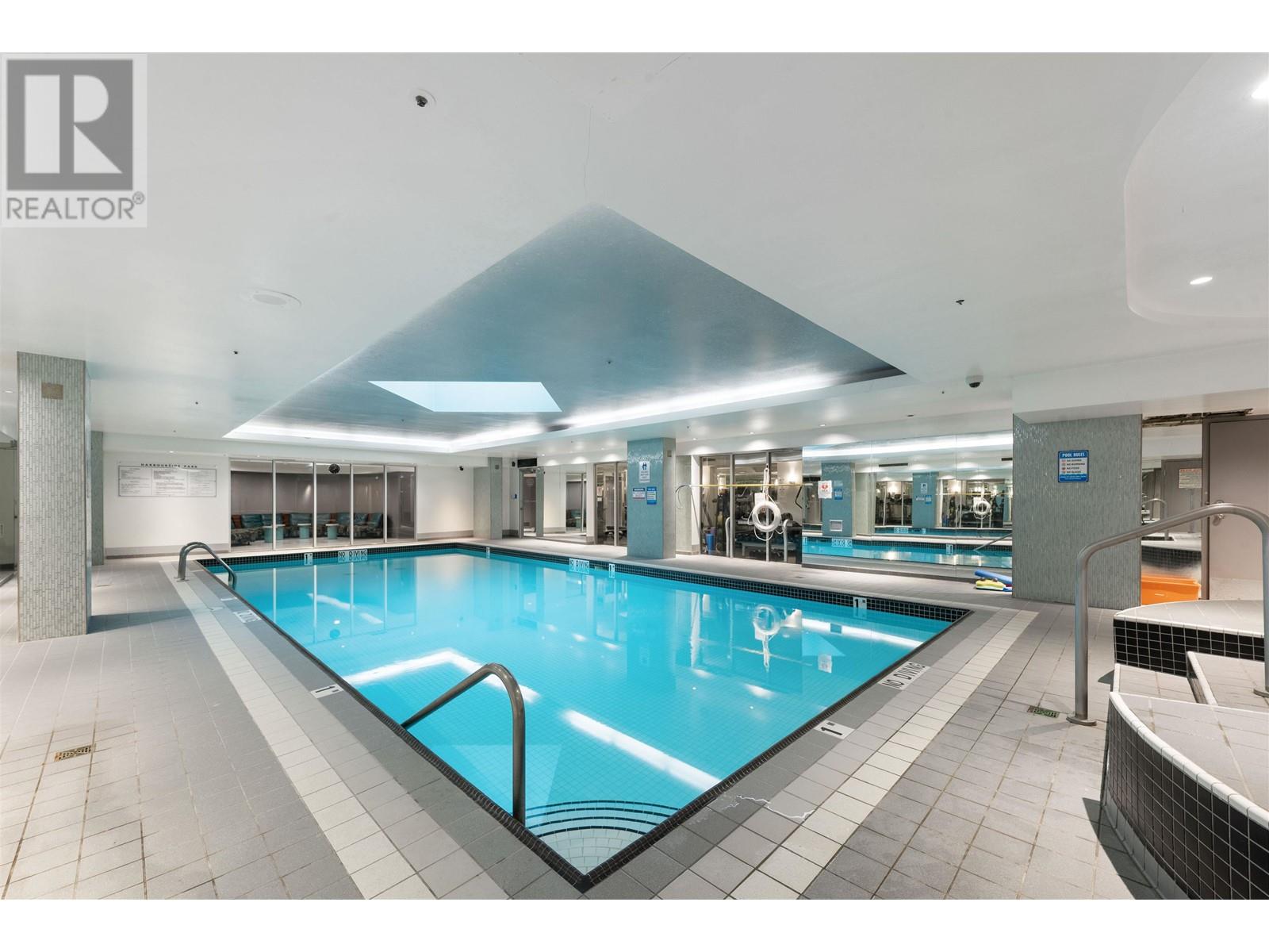 Listing Picture 10 of 32 : 704 588 BROUGHTON STREET, Vancouver / 溫哥華 - 魯藝地產 Yvonne Lu Group - MLS Medallion Club Member