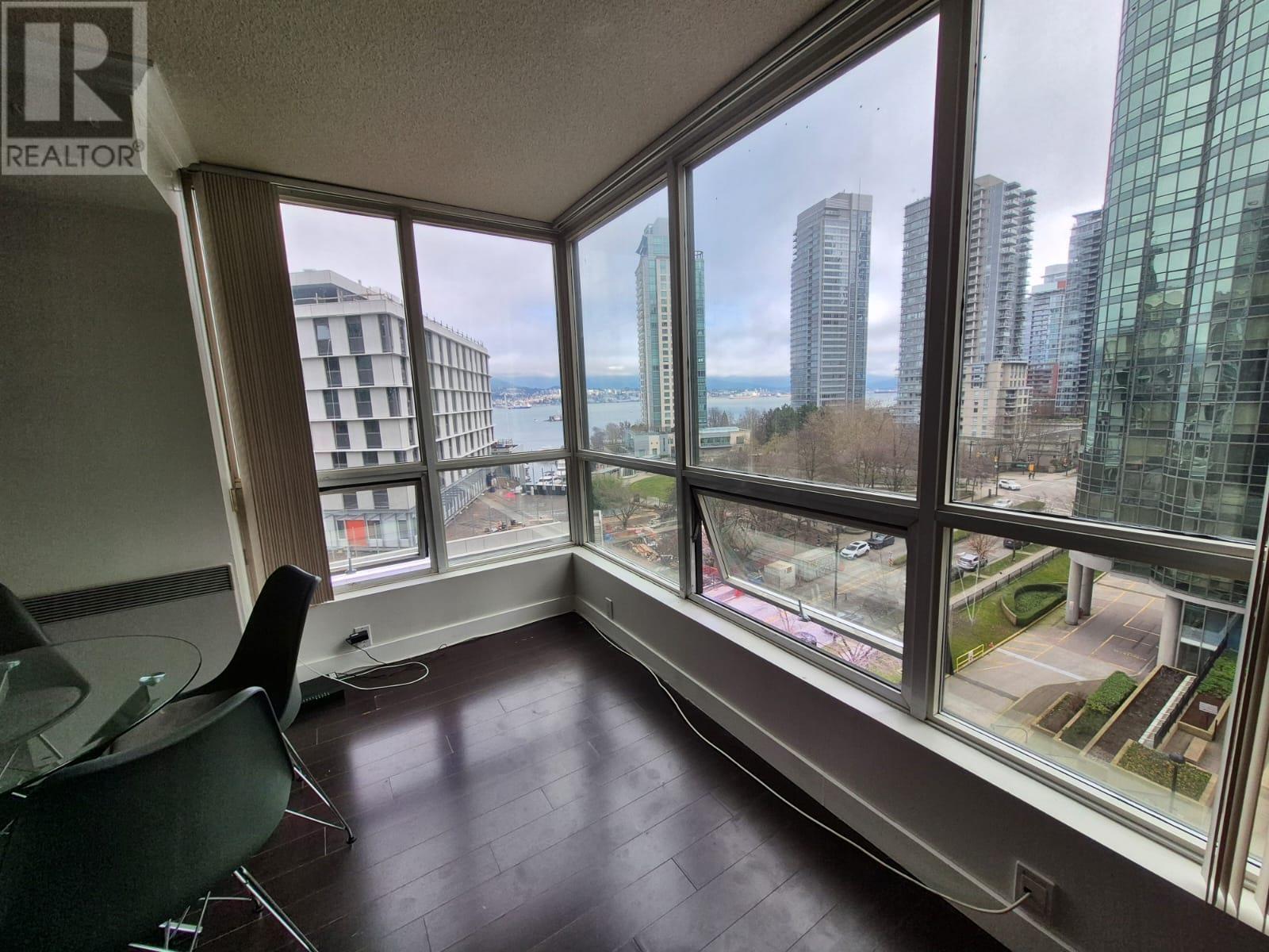 704 588 BROUGHTON STREET, Vancouver