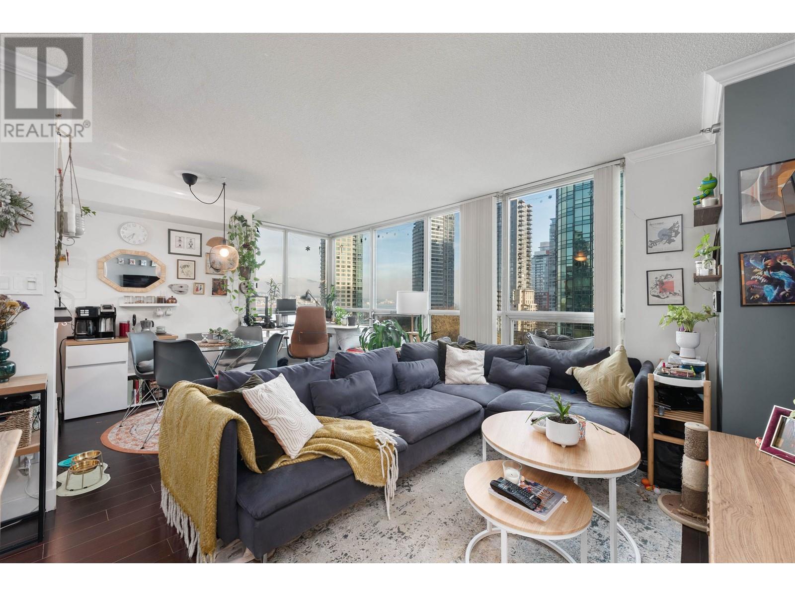 Listing Picture 3 of 32 : 704 588 BROUGHTON STREET, Vancouver / 溫哥華 - 魯藝地產 Yvonne Lu Group - MLS Medallion Club Member