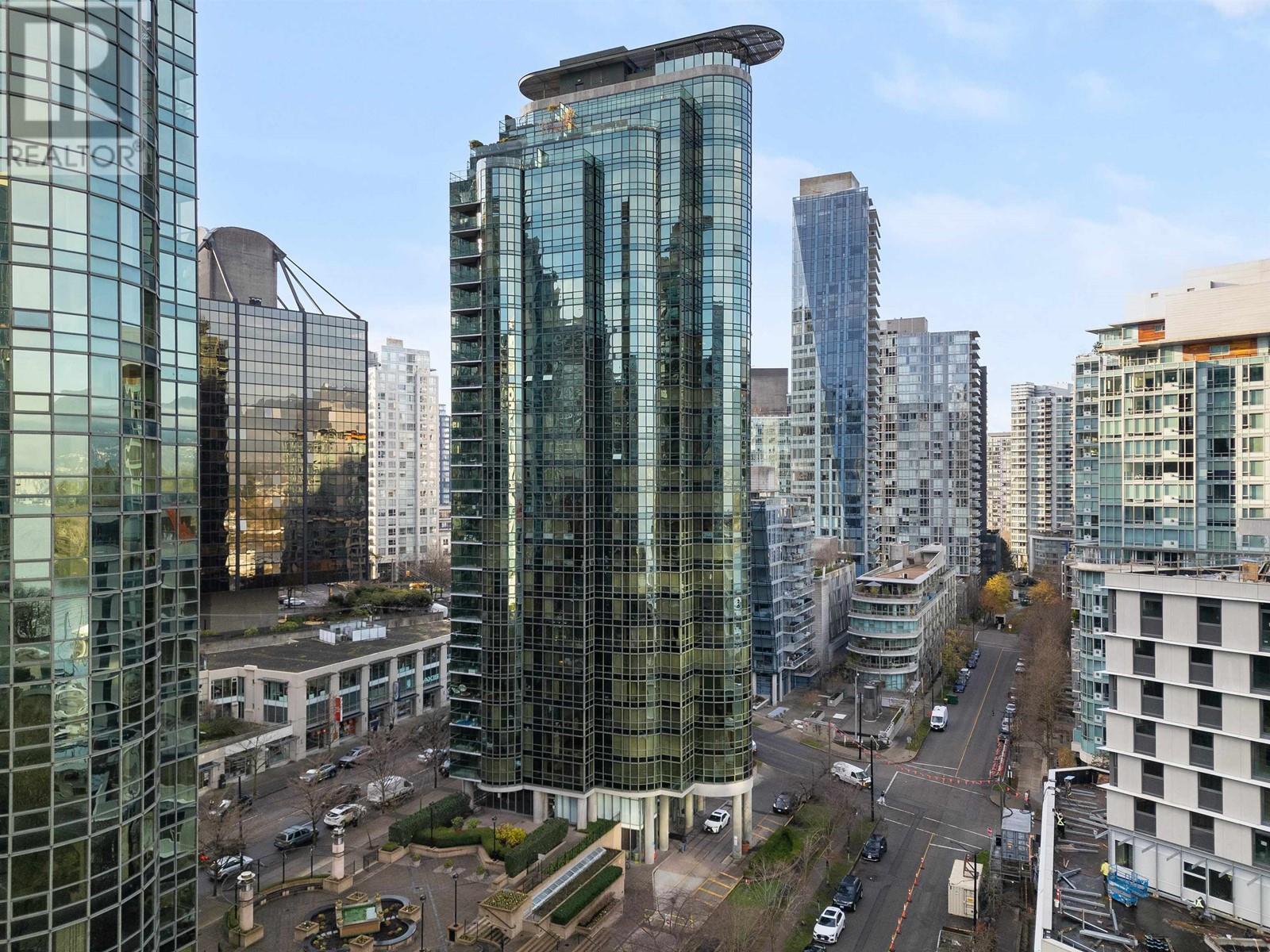 Listing Picture 26 of 32 : 704 588 BROUGHTON STREET, Vancouver / 溫哥華 - 魯藝地產 Yvonne Lu Group - MLS Medallion Club Member