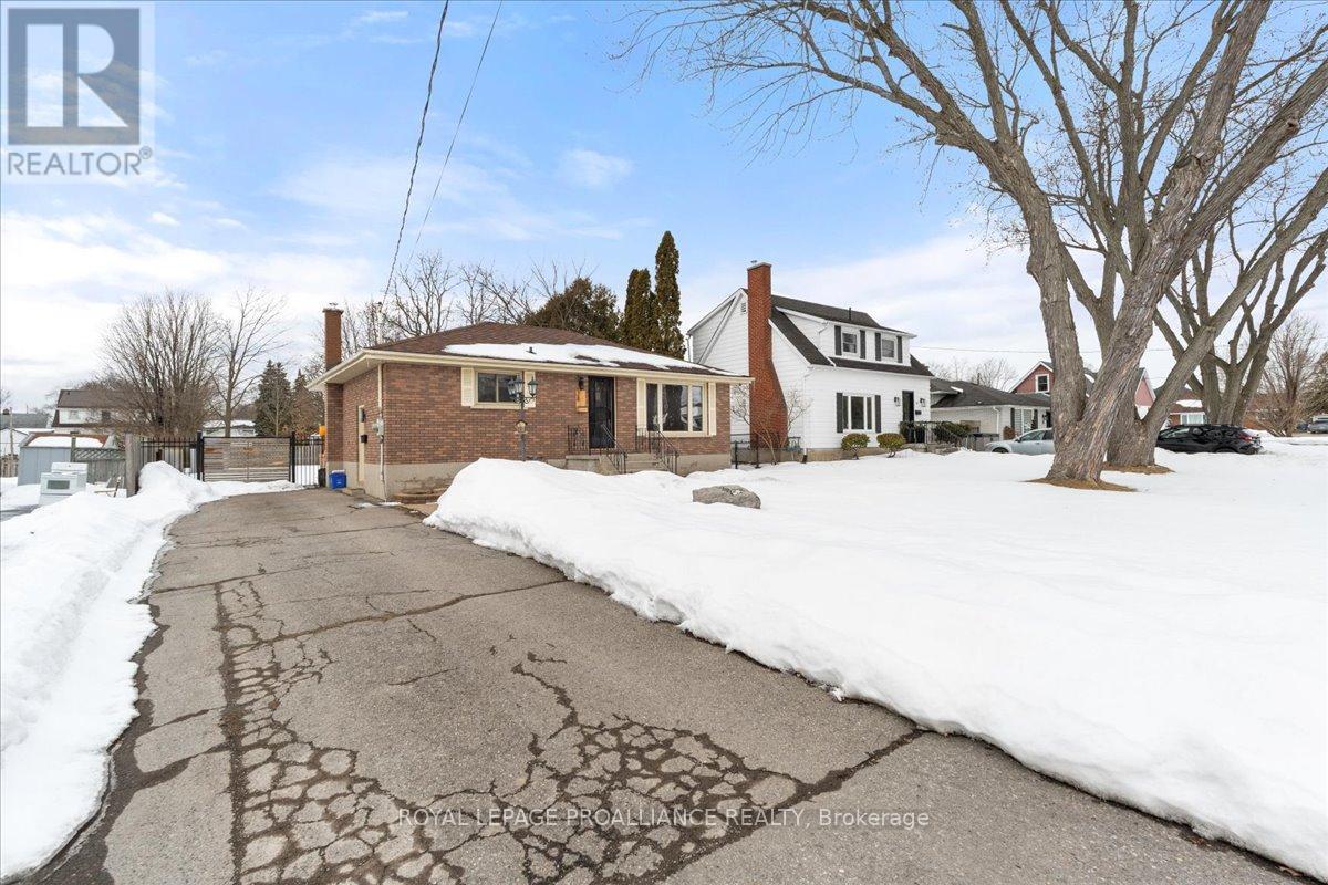 Property at 28 GLENDALE ROAD image 3