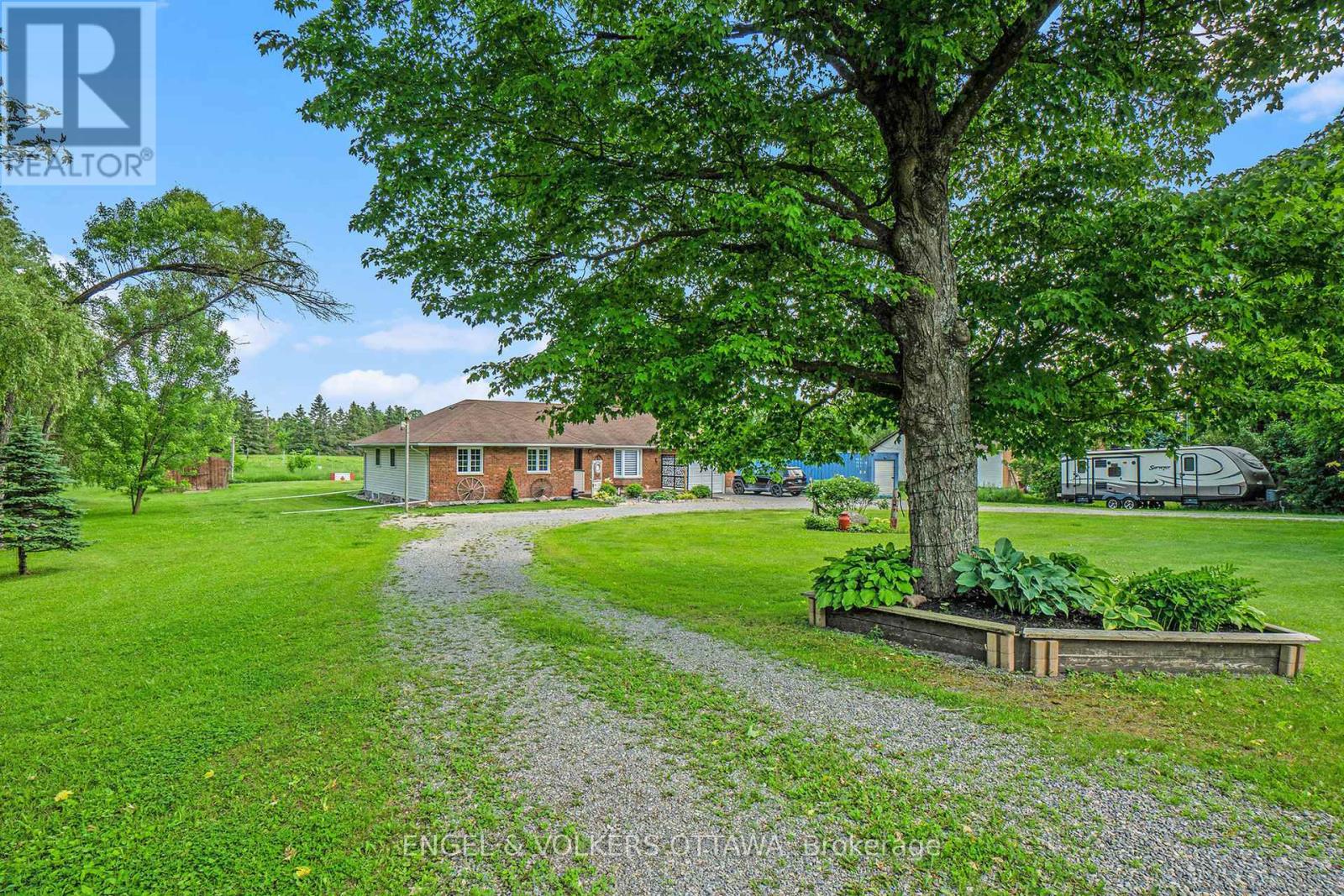 741 Drummond Con 12c Road, Drummond/north Elmsley, Ontario  K7C 3P1 - Photo 4 - X12002055