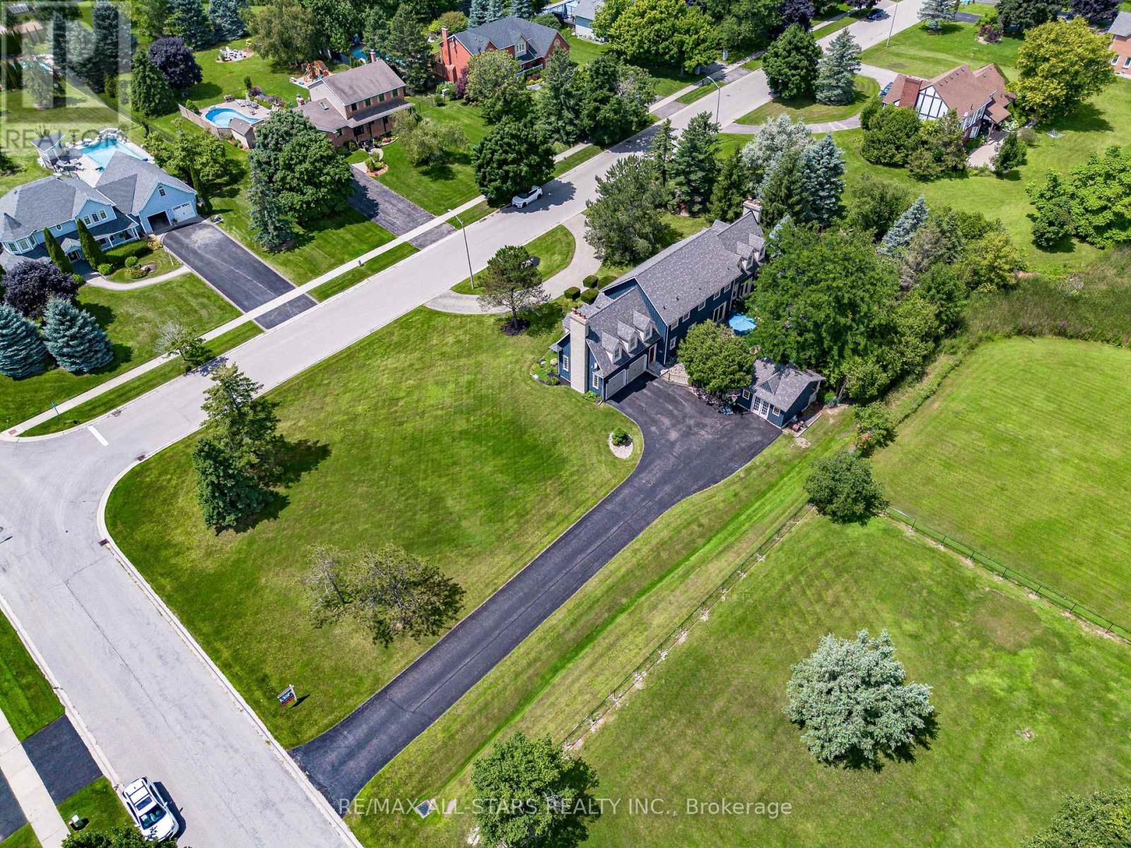 1648 Acorn Lane, Pickering, Ontario  L1Y 1A7 - Photo 44 - E11990604