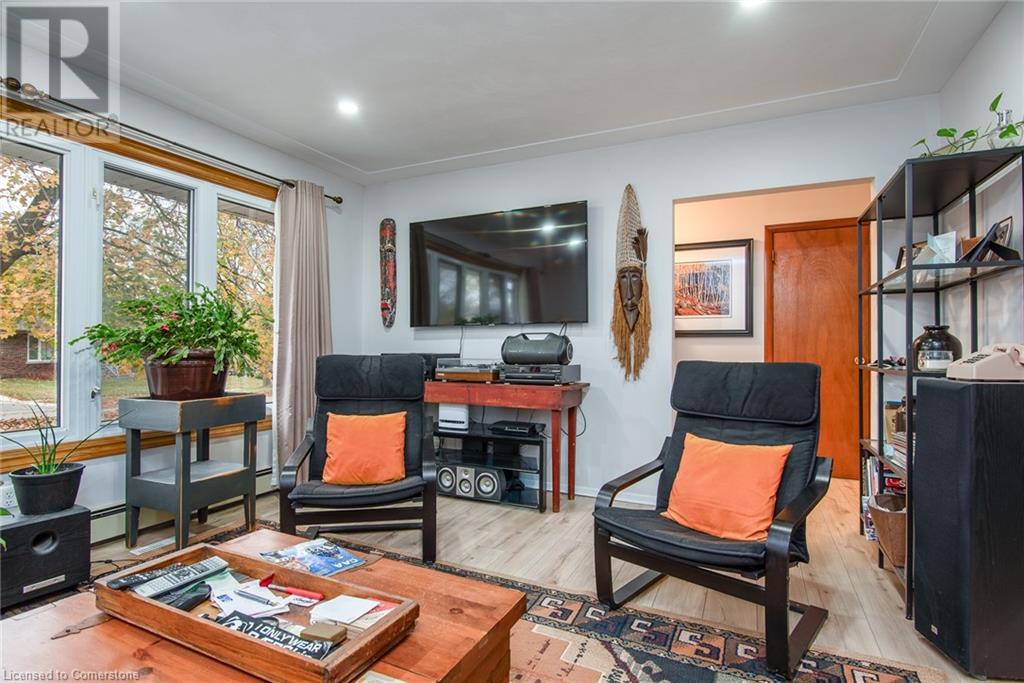 Property at 20 DELMAR Boulevard image 5