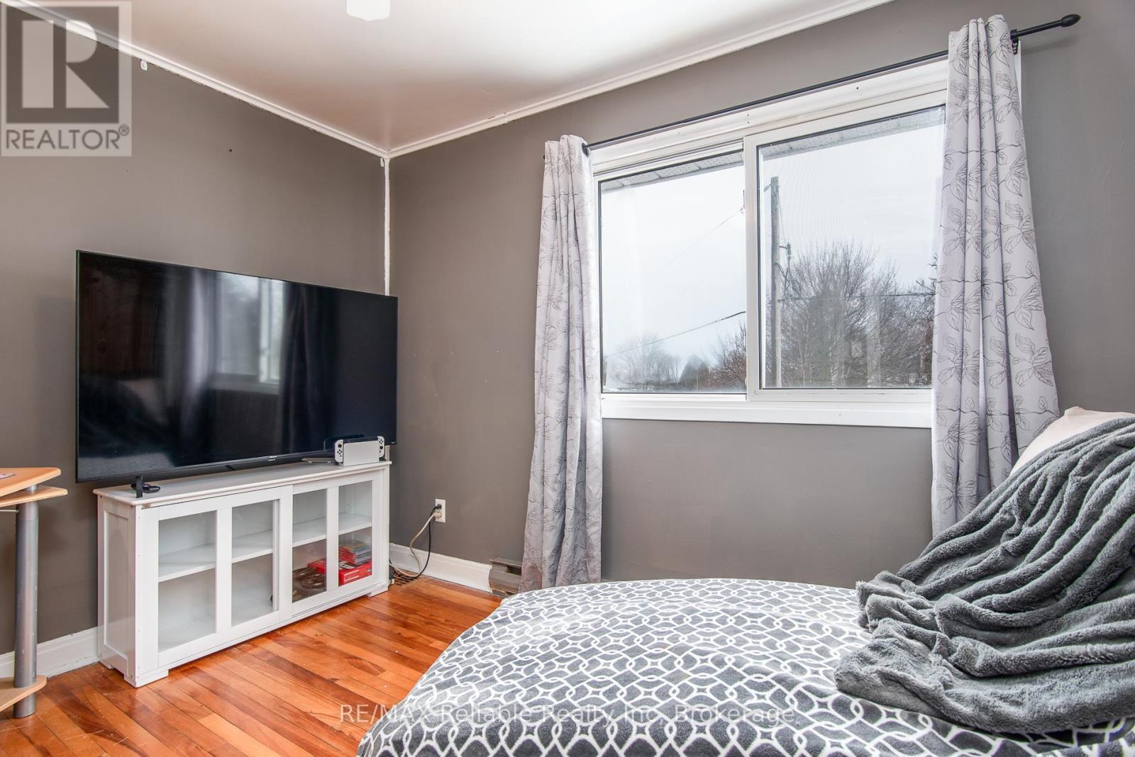 46 Victoria Boulevard, Huron East, Ontario  N0M 1L0 - Photo 32 - X12002196