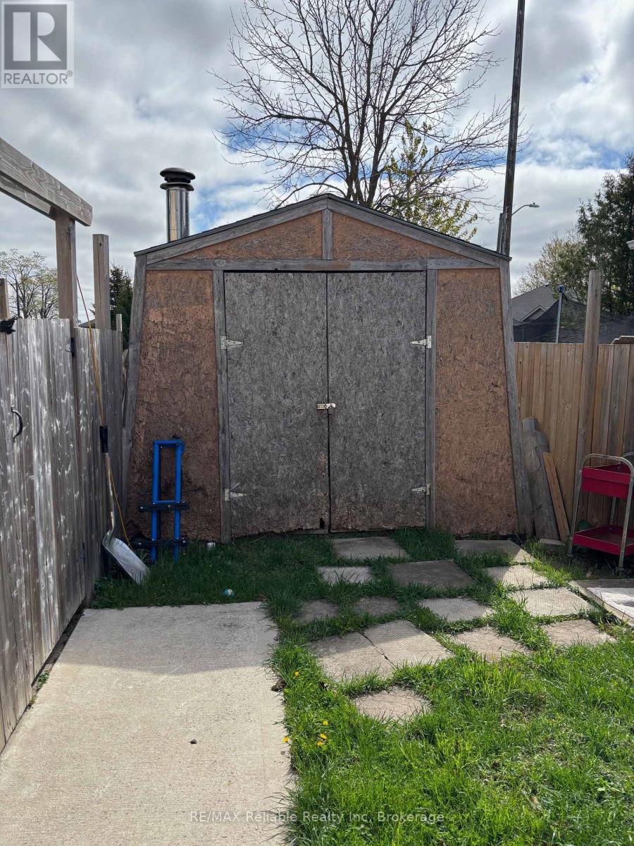 46 Victoria Boulevard, Huron East, Ontario  N0M 1L0 - Photo 37 - X12002196