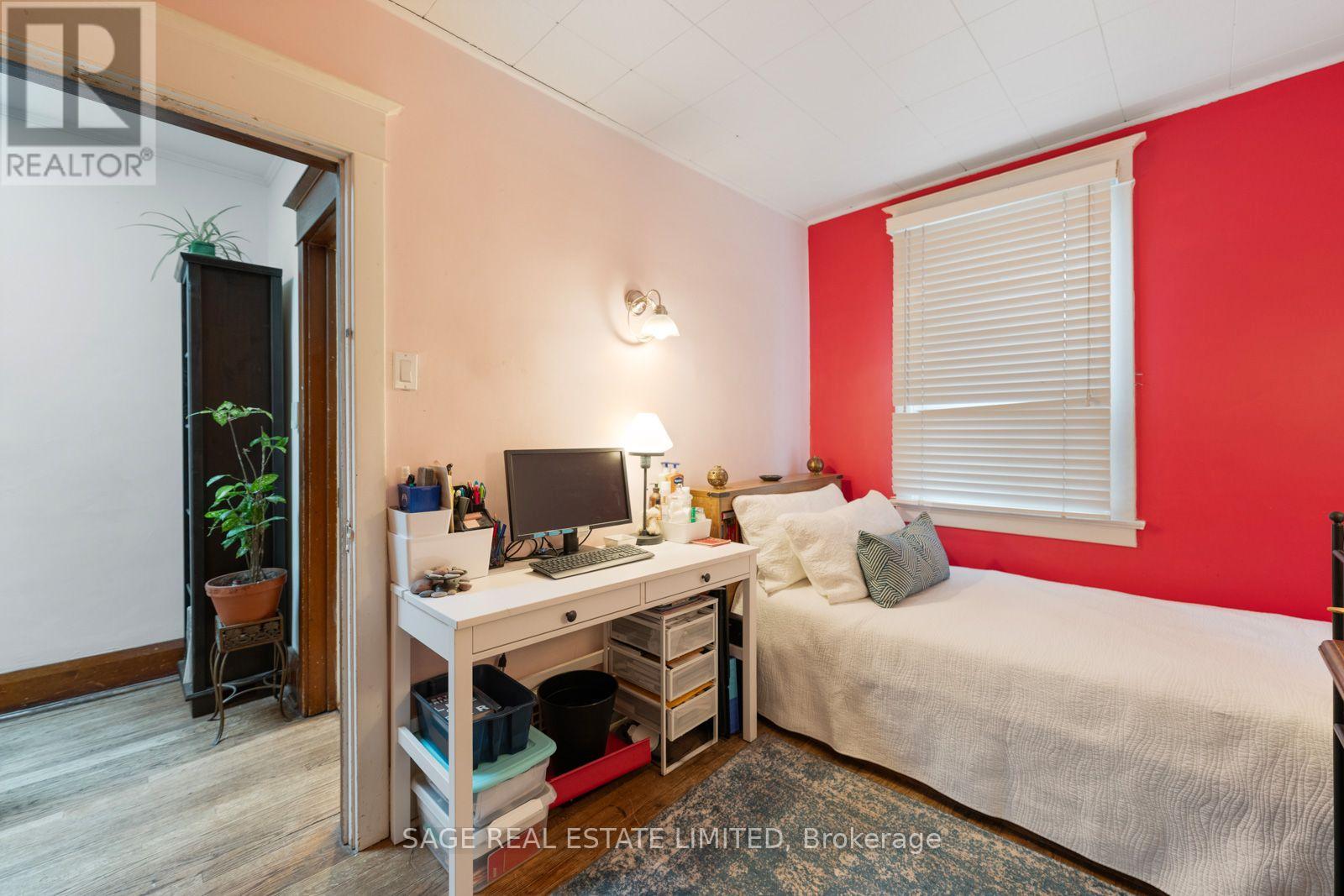 1149 Gerrard Street E, Toronto, Ontario  M4L 1Y3 - Photo 15 - E12002133