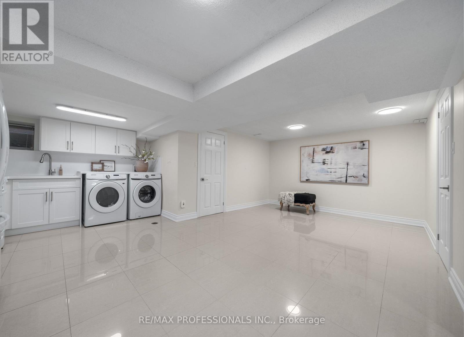 182 Gracefield Avenue, Toronto (Rustic), Ontario  M6L 1L8 - Photo 37 - W12002117