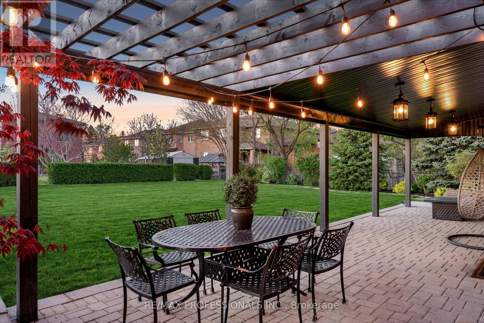 182 Gracefield Avenue, Toronto (Rustic), Ontario  M6L 1L8 - Photo 49 - W12002117