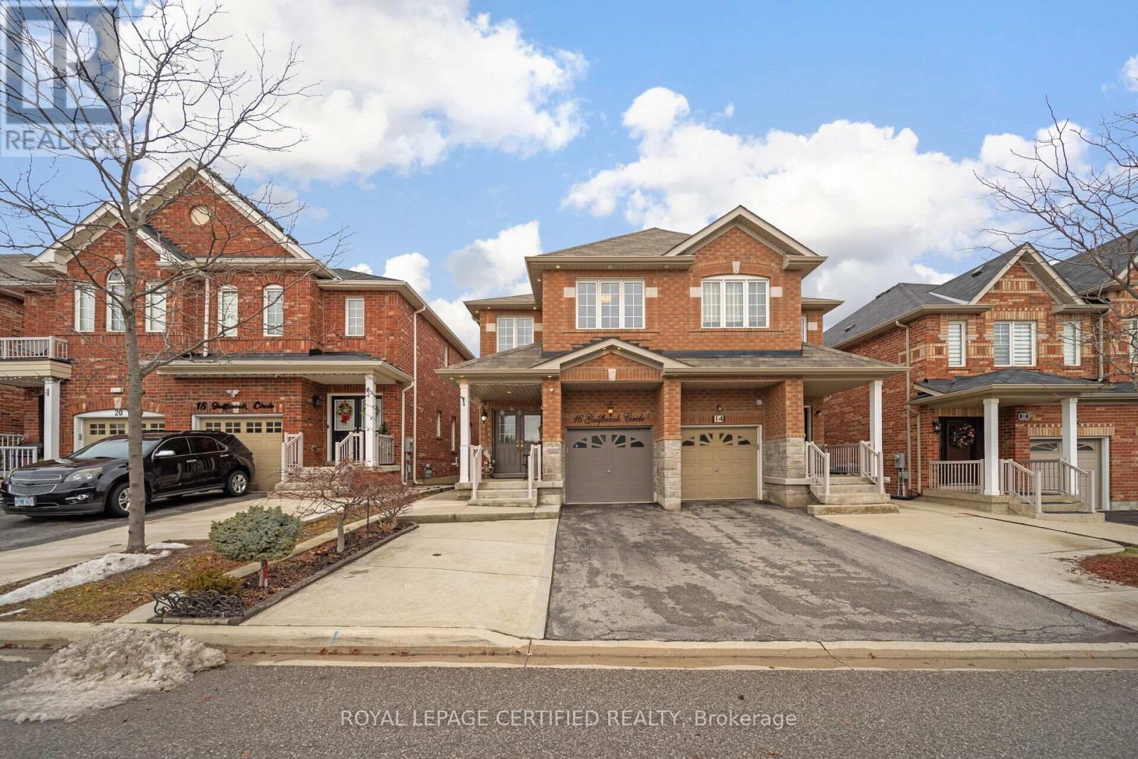 Property at 16 GULFBROOK CIRCLE image 1