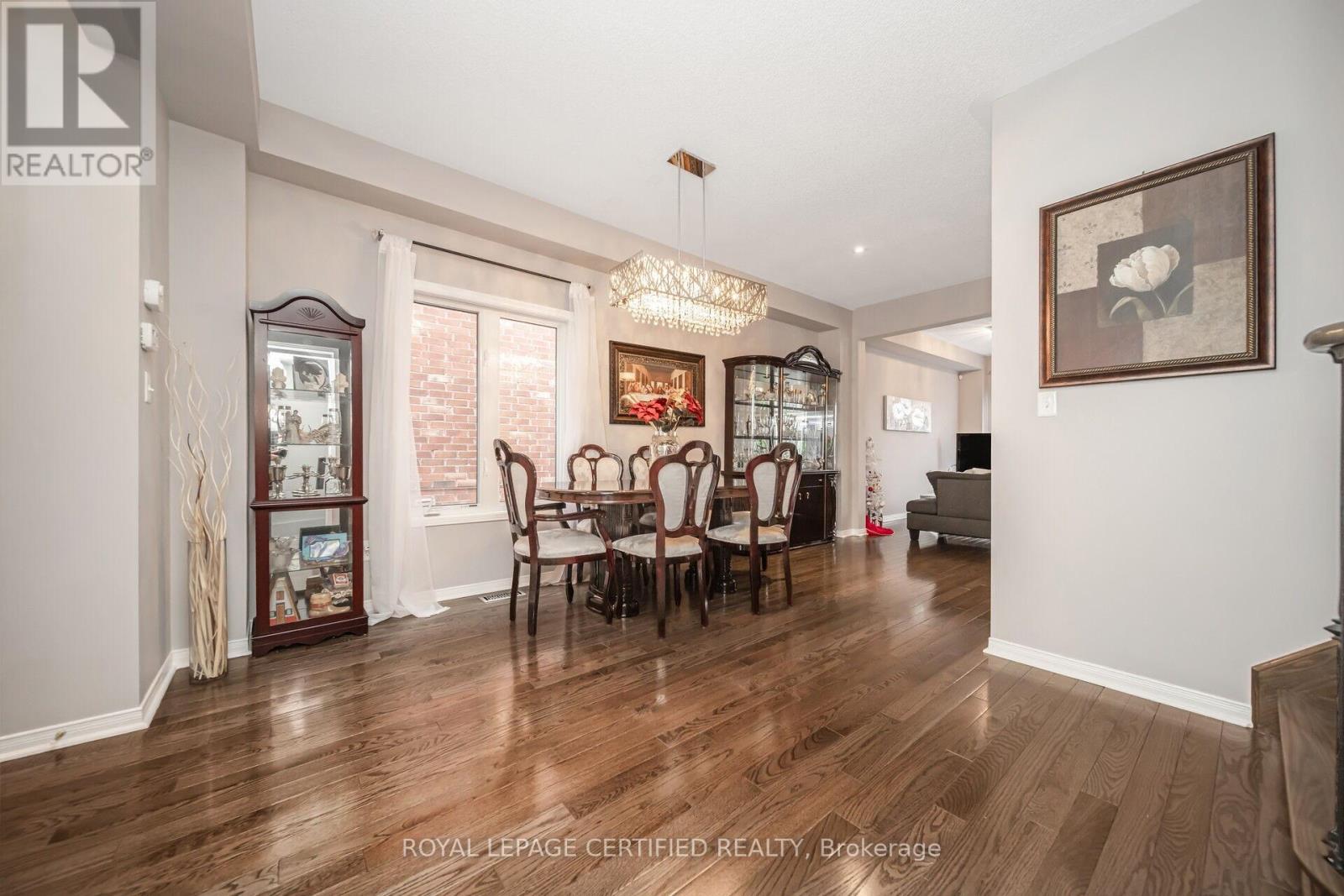 16 Gulfbrook Circle, Brampton, Ontario  L6Z 0G4 - Photo 8 - W12002211