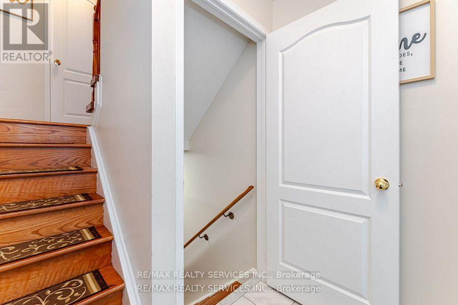 1195 Chapman Crescent, Milton (1027 - Cl Clarke), Ontario  L9T 0T5 - Photo 27 - W12002213