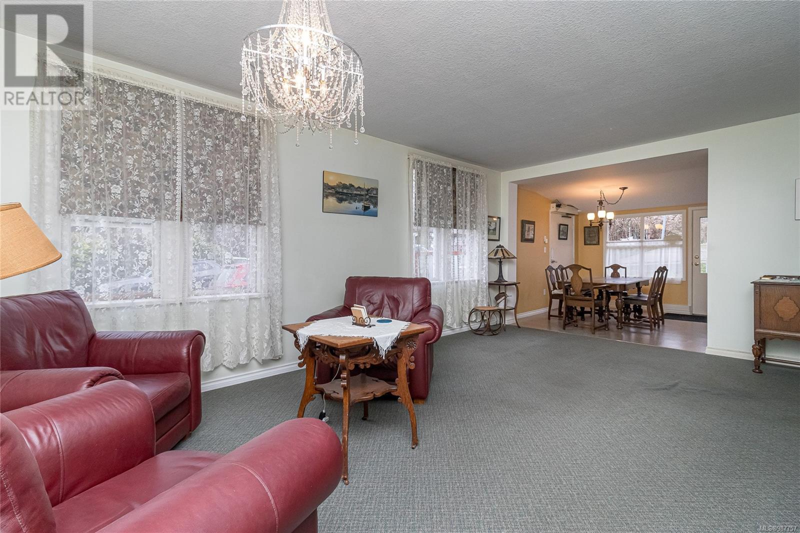 Property at 9900 Esplanade St image 5