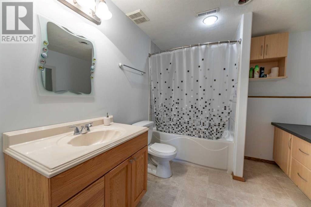 129 Mackay Crescent, Hinton, Alberta  T7V 2C7 - Photo 27 - A2199036