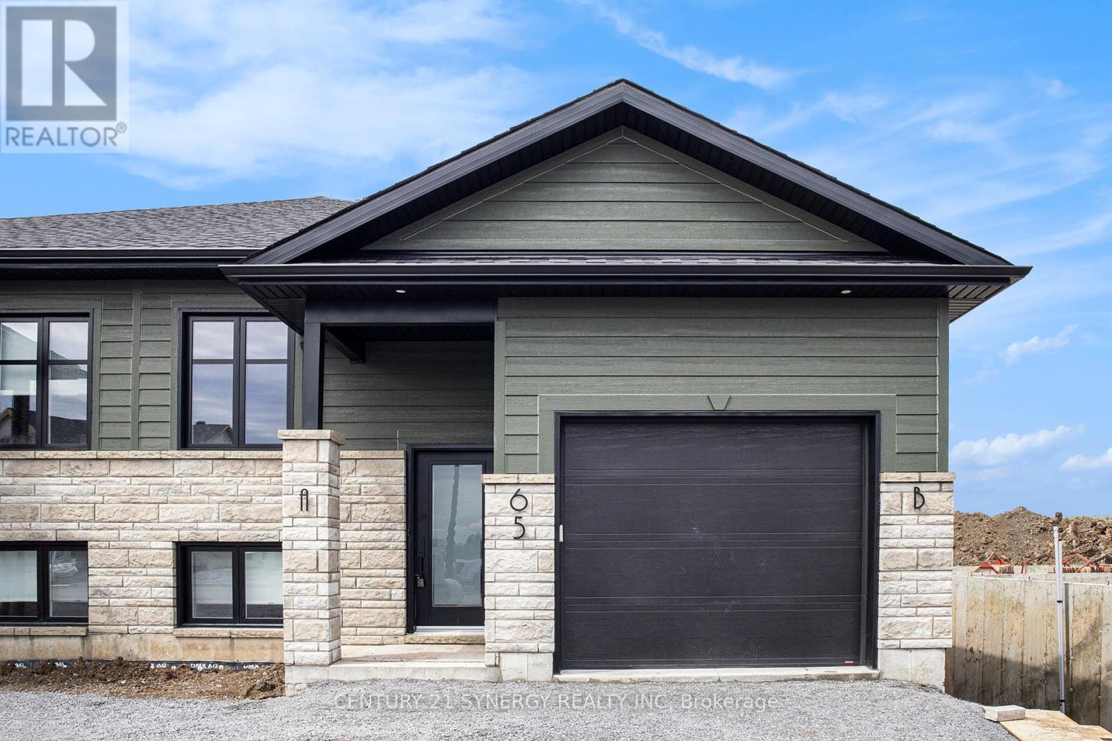 B - 65 Helene Street, North Stormont, Ontario  K0A 1R0 - Photo 1 - X12002266