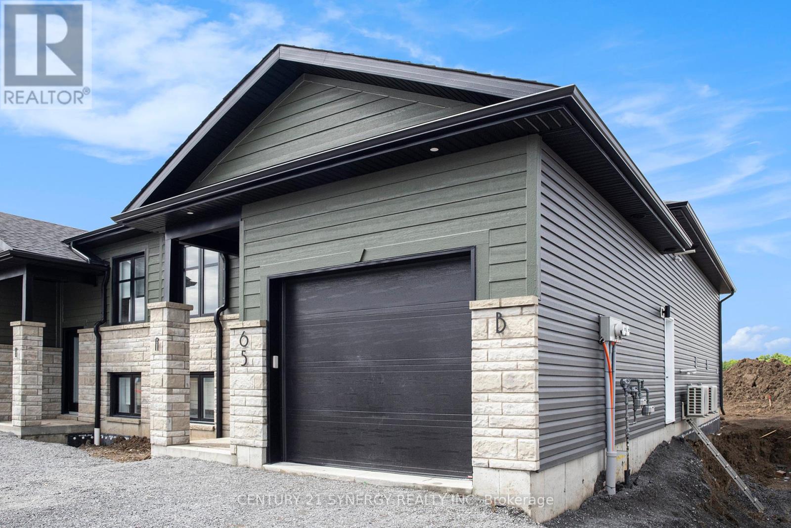 B - 65 Helene Street, North Stormont, Ontario  K0A 1R0 - Photo 2 - X12002266