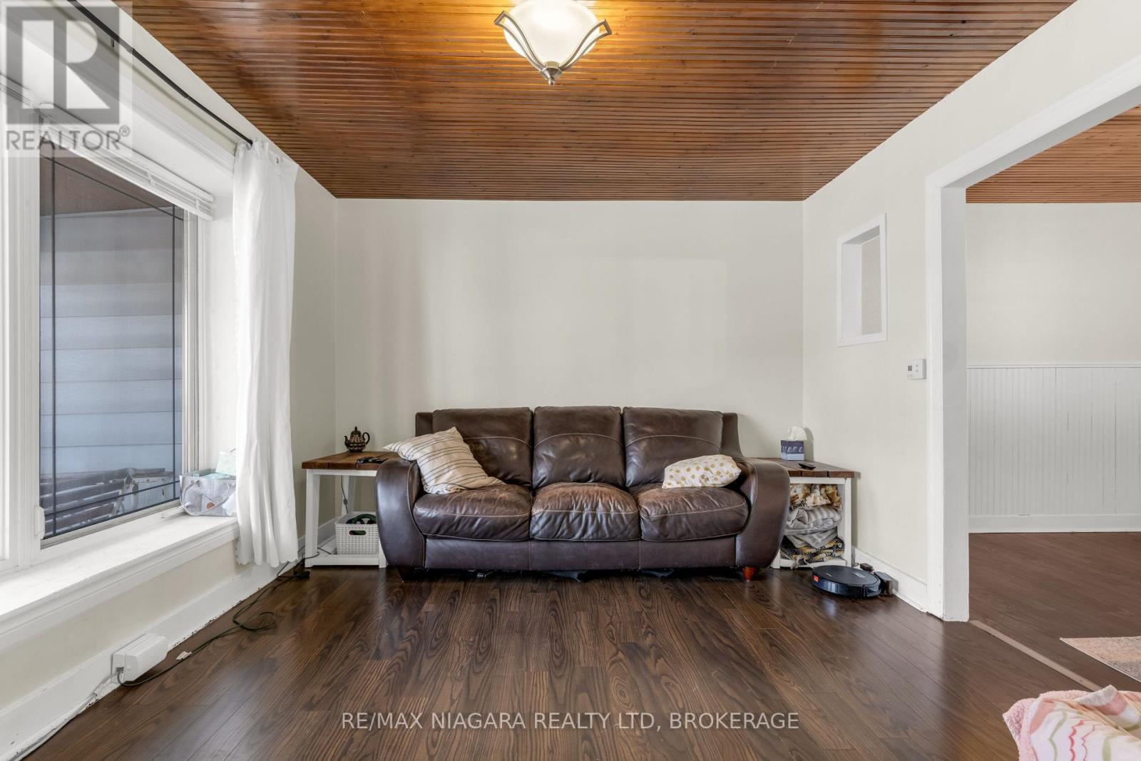 Property at 169 KING STREET image 5