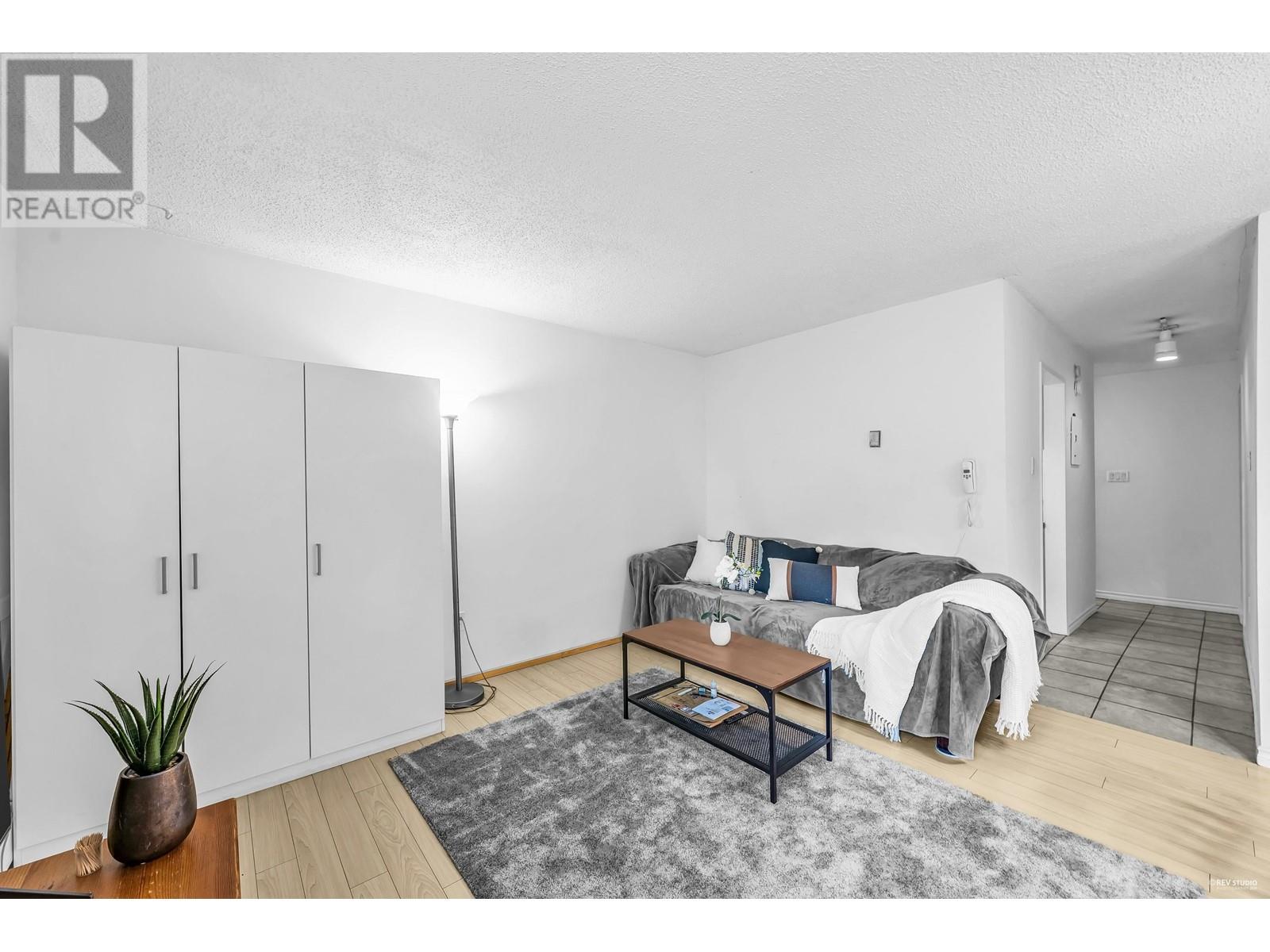 106 830 E 7th Avenue, Vancouver, British Columbia  V5T 4J2 - Photo 4 - R2973815