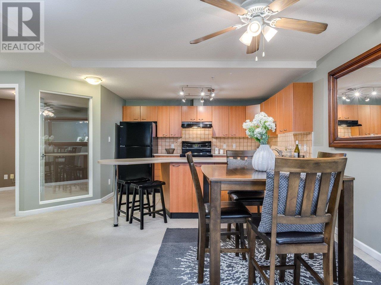 A225 2099 Lougheed Highway, Port Coquitlam, British Columbia  V3B 1A8 - Photo 10 - R2973828