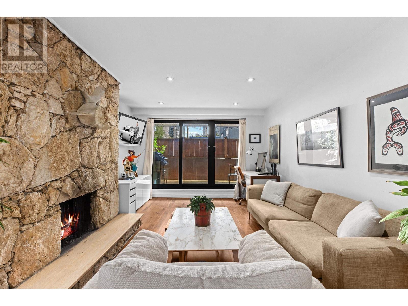109 1855 Nelson Street, Vancouver, British Columbia  V6G 1M9 - Photo 10 - R2973832