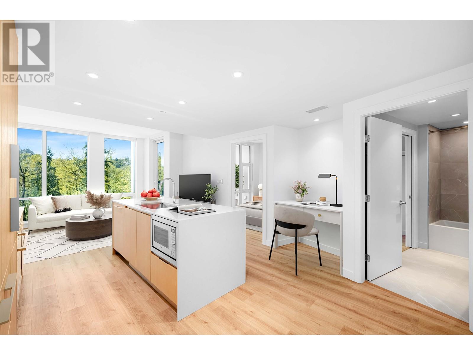 618 1500 Fern Street, North Vancouver, British Columbia  V7J 0E6 - Photo 1 - R2973837