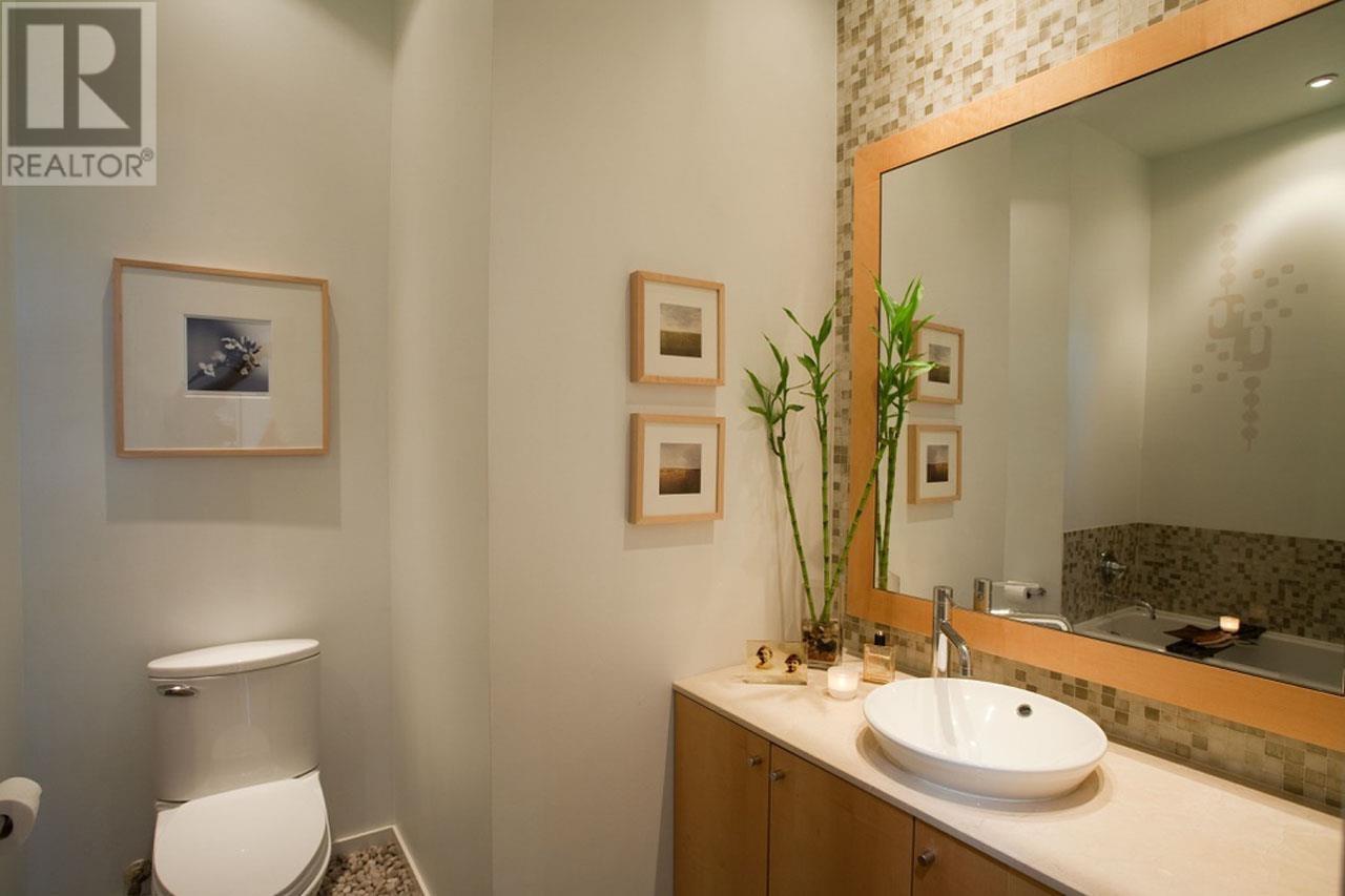 202 4590 Earles Street, Vancouver, British Columbia  V5R 6A2 - Photo 12 - R2973843