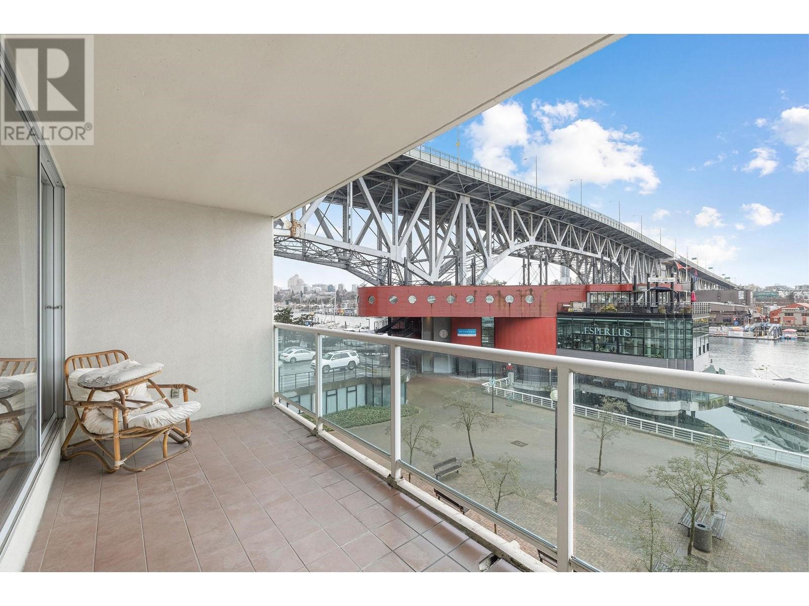 305 1600 Howe Street, Vancouver, British Columbia  V6Z 2L9 - Photo 24 - R2973866