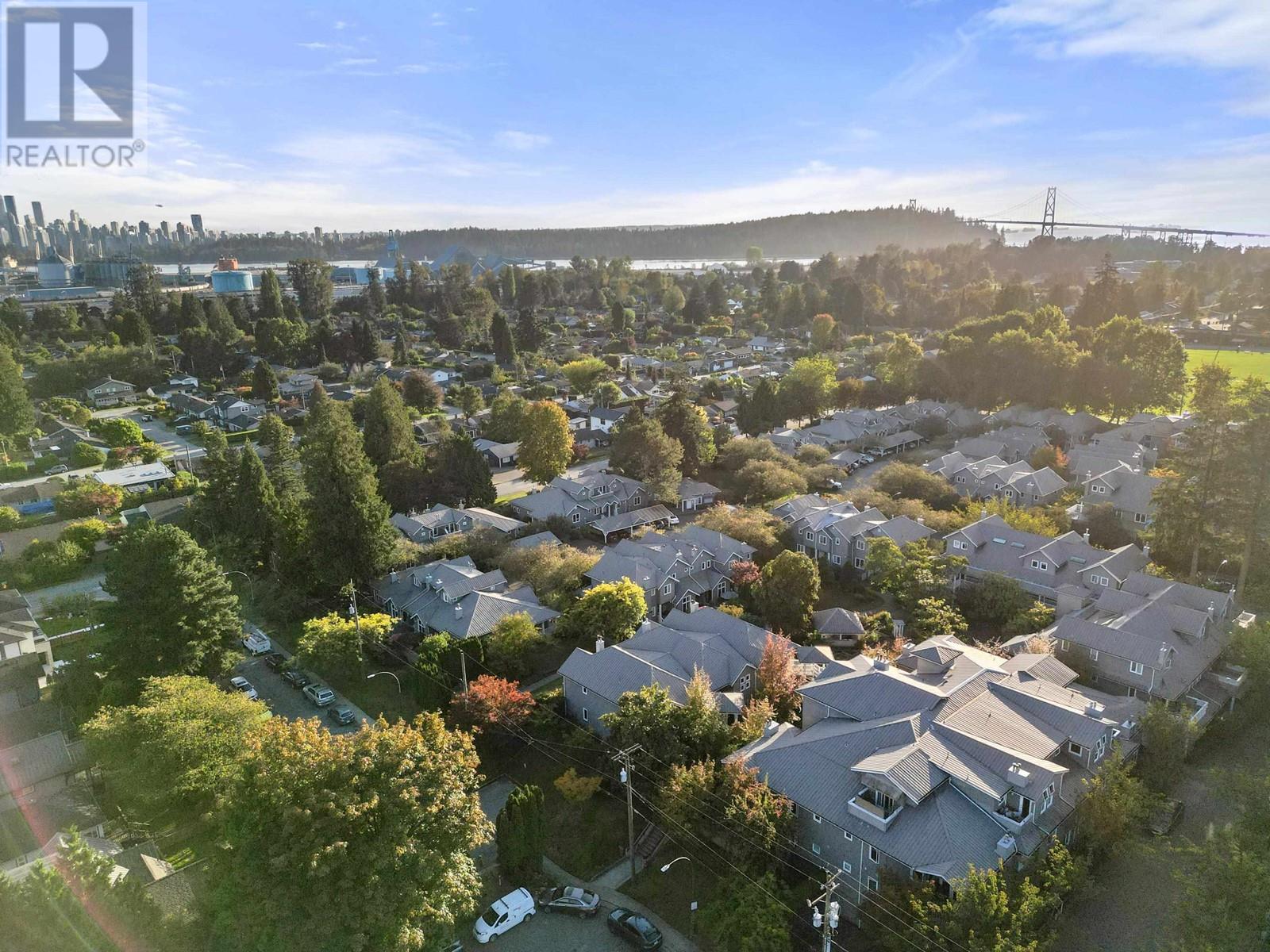 203 1538 Bowser Avenue, North Vancouver, British Columbia  V7P 2Y3 - Photo 34 - R2973879