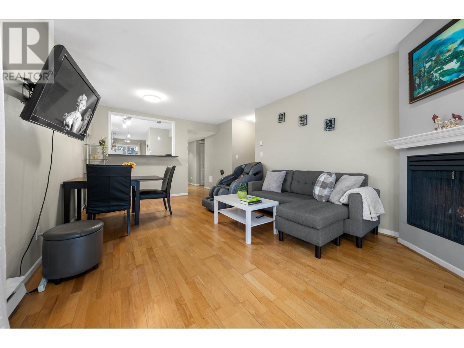 203 1538 Bowser Avenue, North Vancouver, British Columbia  V7P 2Y3 - Photo 5 - R2973879