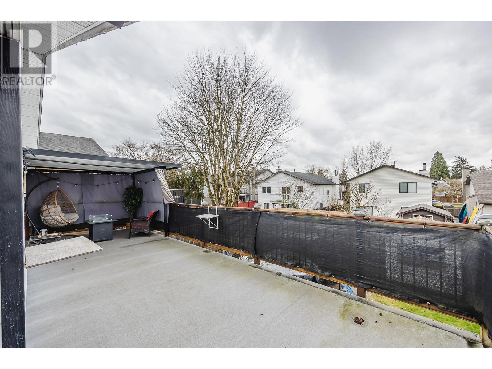 20492 Thorne Avenue, Maple Ridge, British Columbia  V2X 8T8 - Photo 29 - R2973834