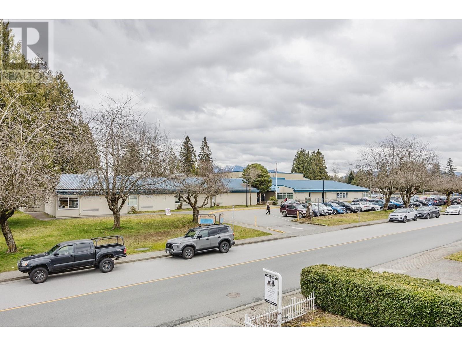 20492 Thorne Avenue, Maple Ridge, British Columbia  V2X 8T8 - Photo 38 - R2973834