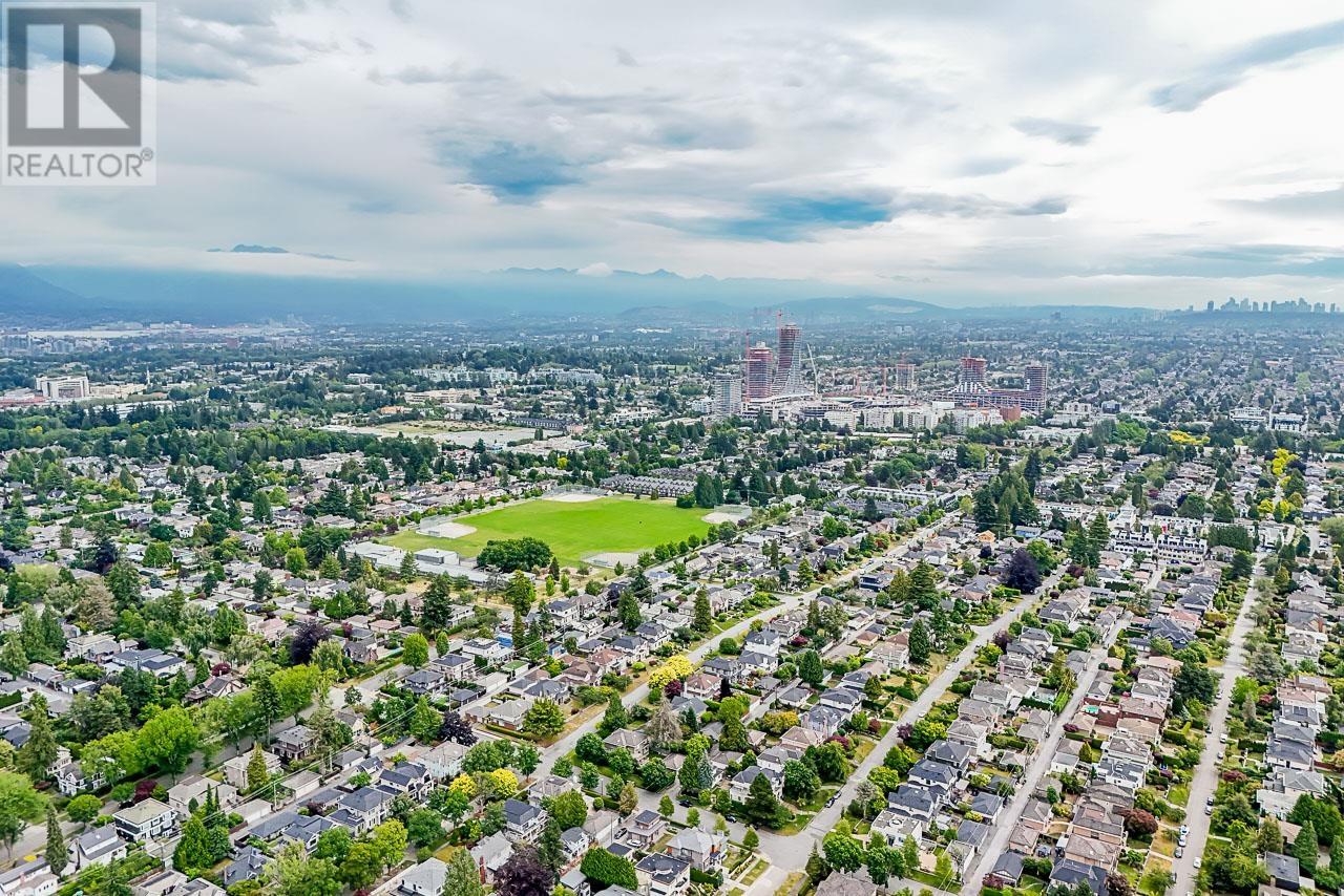 Listing Picture 27 of 29 : 6689 GRANVILLE STREET, Vancouver / 溫哥華 - 魯藝地產 Yvonne Lu Group - MLS Medallion Club Member