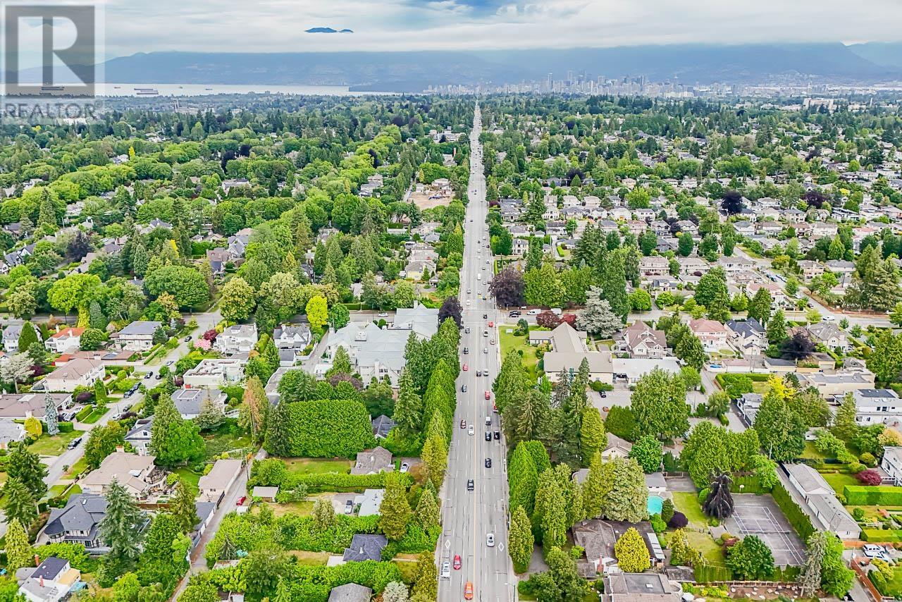 Listing Picture 28 of 29 : 6689 GRANVILLE STREET, Vancouver / 溫哥華 - 魯藝地產 Yvonne Lu Group - MLS Medallion Club Member