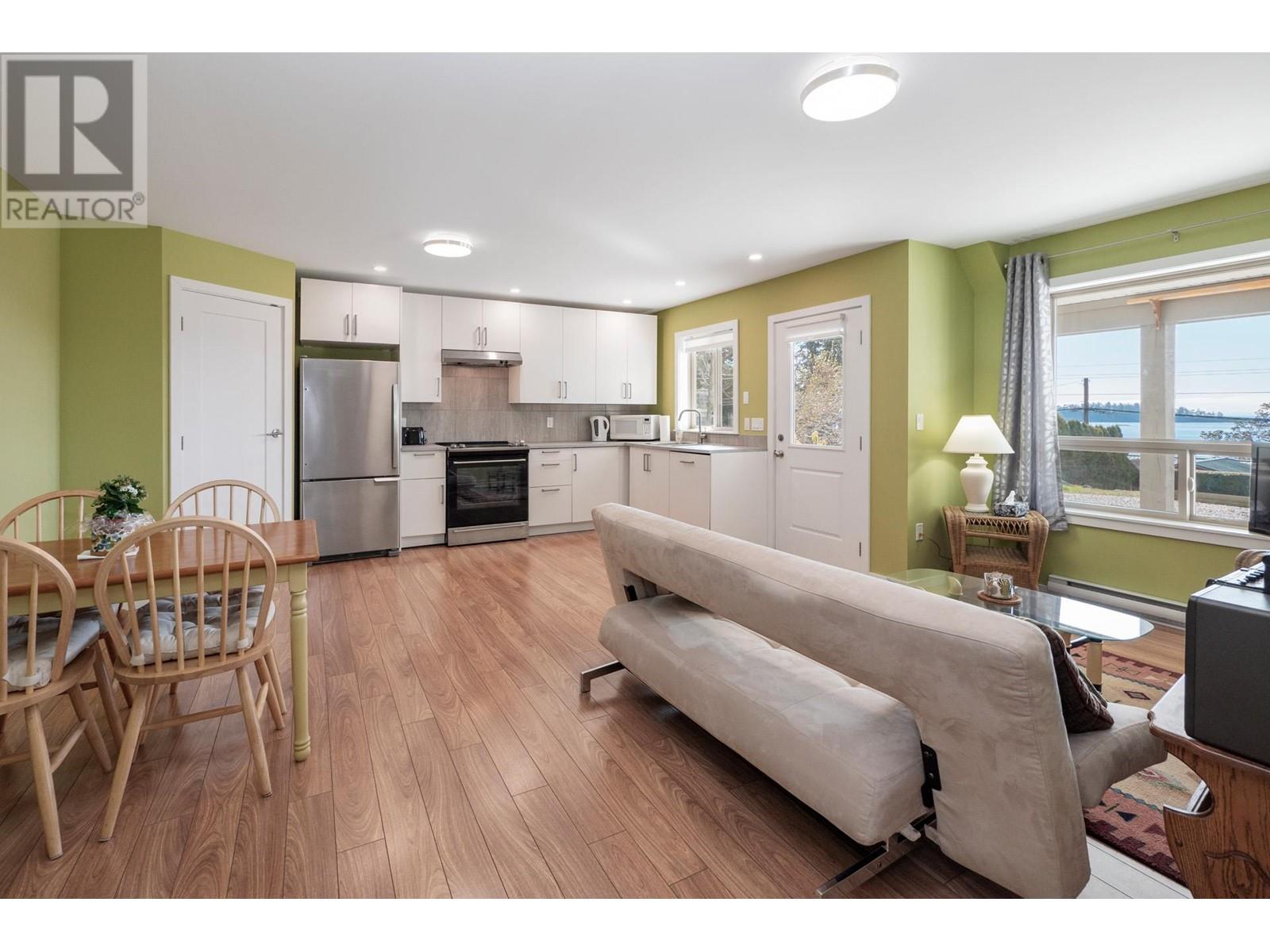 6682 Sunshine Coast Highway, Sechelt, British Columbia  V0N 3A8 - Photo 25 - R2973886