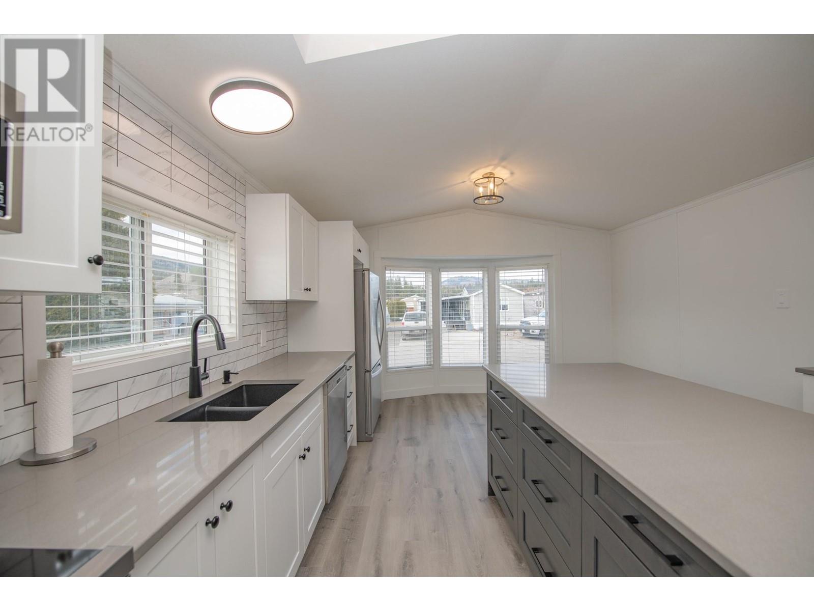 12560 Westside Road Unit# 27, Vernon, British Columbia  V1H 1S9 - Photo 5 - 10335804