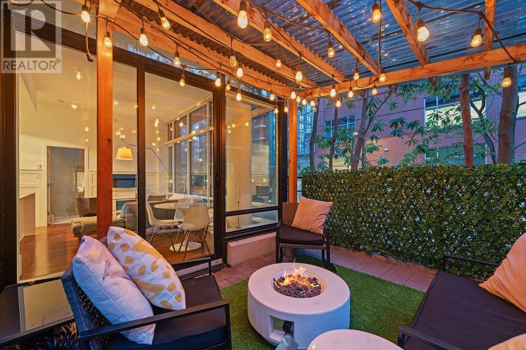 101 1088 Richards Street, Vancouver, British Columbia  V6B 0J8 - Photo 2 - R2973231