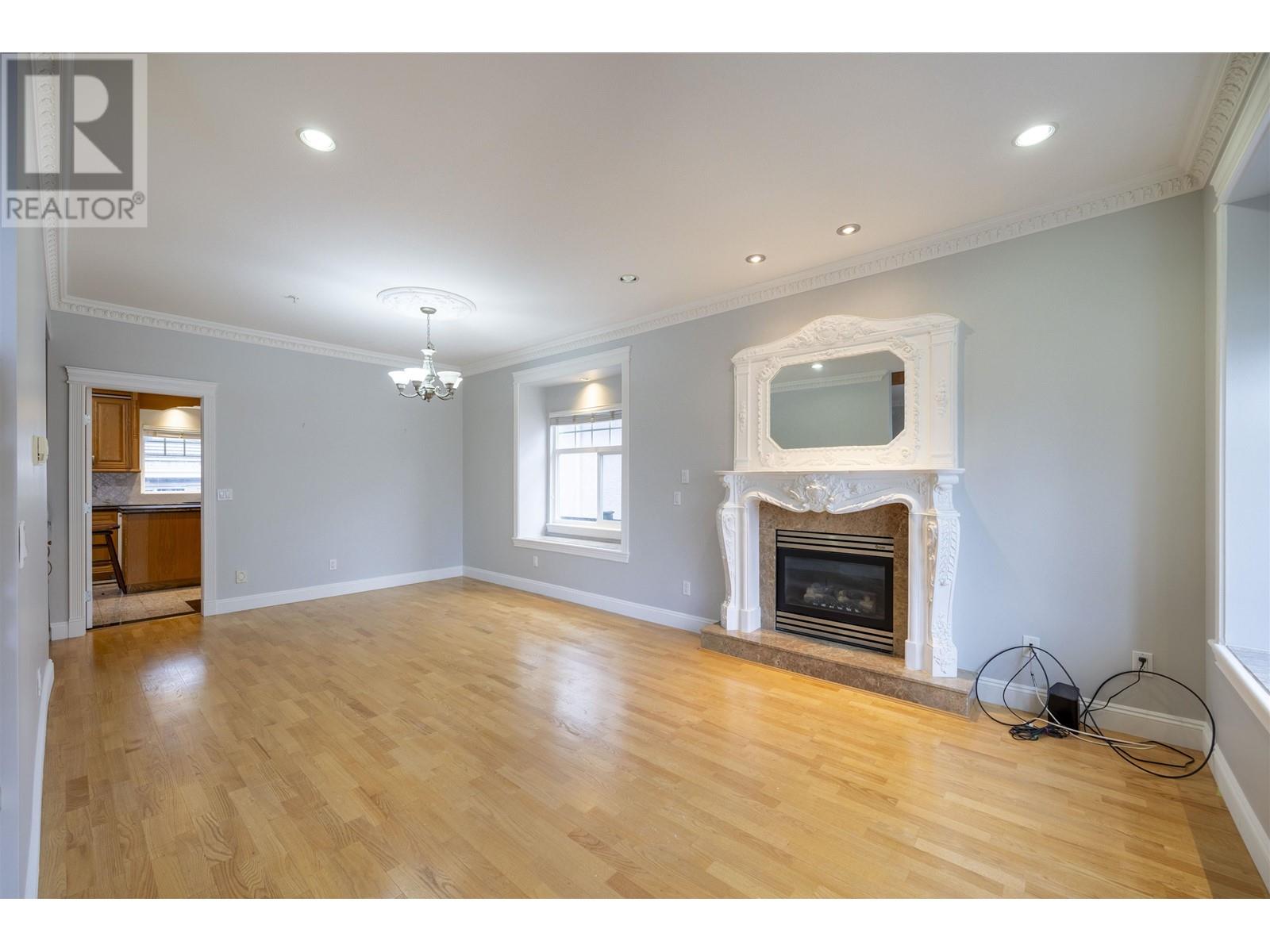 3311 44th E Avenue, Vancouver, British Columbia  V5R 3B3 - Photo 10 - R2971248