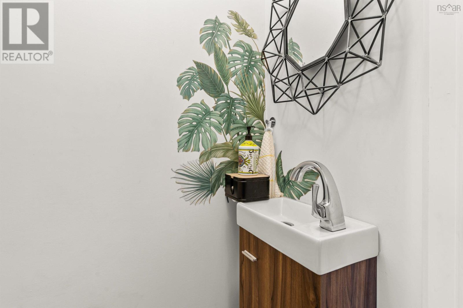 113 Rutledge Street, Bedford, Nova Scotia  B4A 1X7 - Photo 32 - 202504189