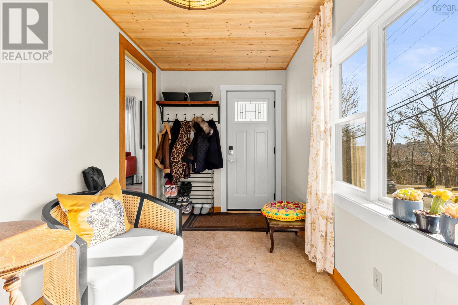 113 Rutledge Street, Bedford, Nova Scotia  B4A 1X7 - Photo 4 - 202504189