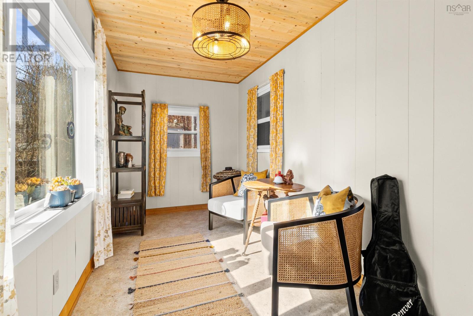 113 Rutledge Street, Bedford, Nova Scotia  B4A 1X7 - Photo 5 - 202504189