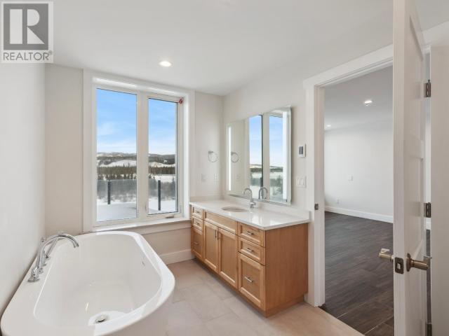 602-2240 2nd Avenue, Whitehorse, Yukon  Y1A 1C8 - Photo 8 - 16209